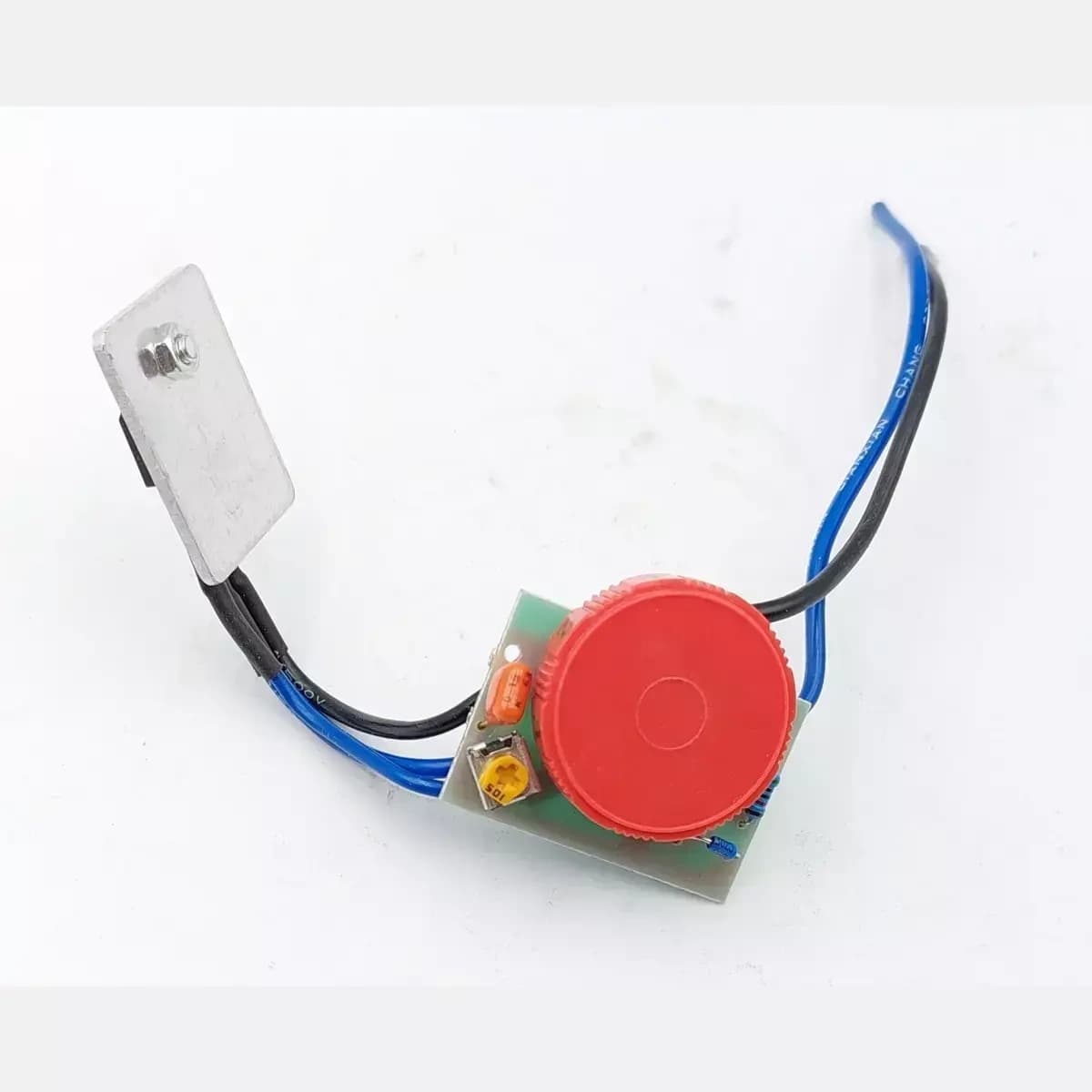 Regulátor rychlosti pro DED7766 (poz. 82)