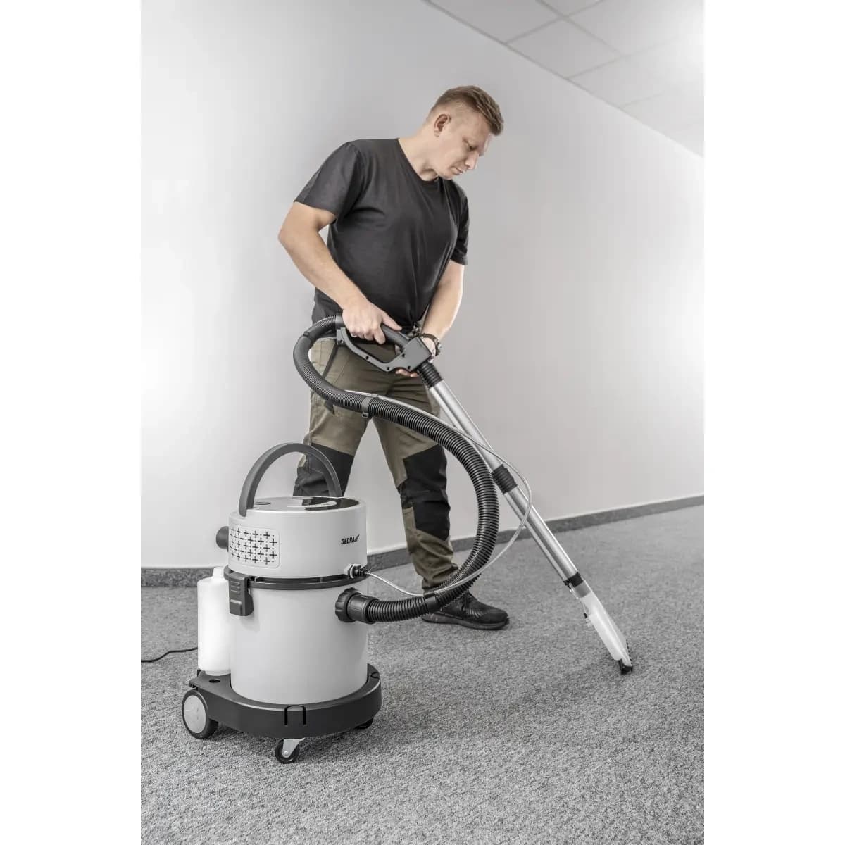 Tepovací vysavač 2 v 1, 1200 W – 9