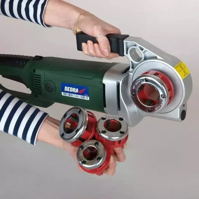 Řezák závitů elektrický 1,8 kW 1/2" - 1 1/4"